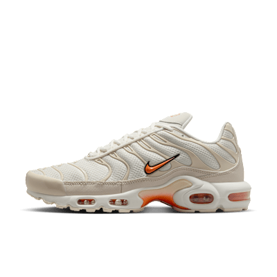 【新品】Nike AirMax Plus ホワイト/ブラック 23 センチ ナイキ エア マックス プラス ブラック シルバー ホワイト